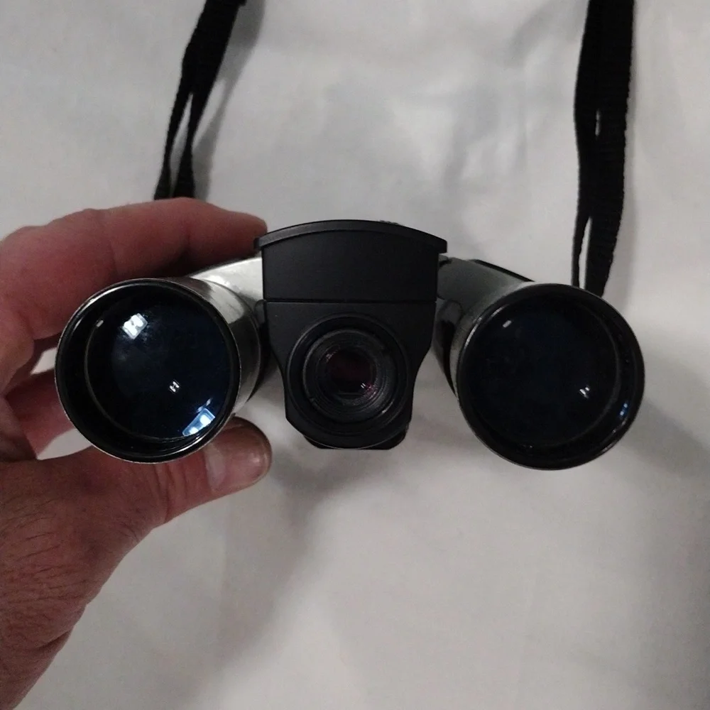Bushnell binoculars camera